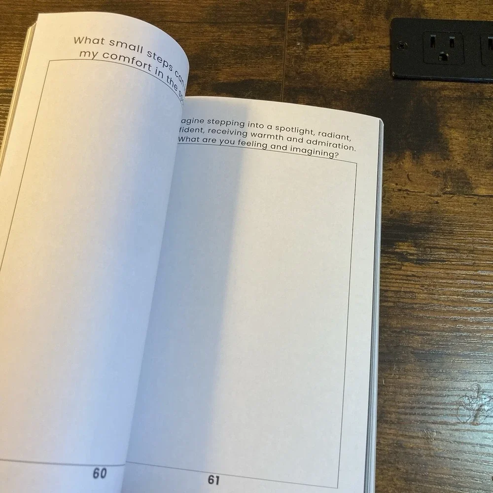 The‎ Rich Girl Rewire Book Journal